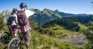 5 imprescindibles para irte con tu bicicleta de vacaciones este verano 5 imprescindibles para irte de vacaciones con la bicicleta