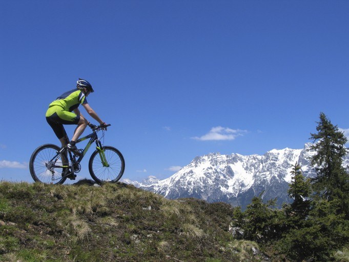 ciclista de montaña