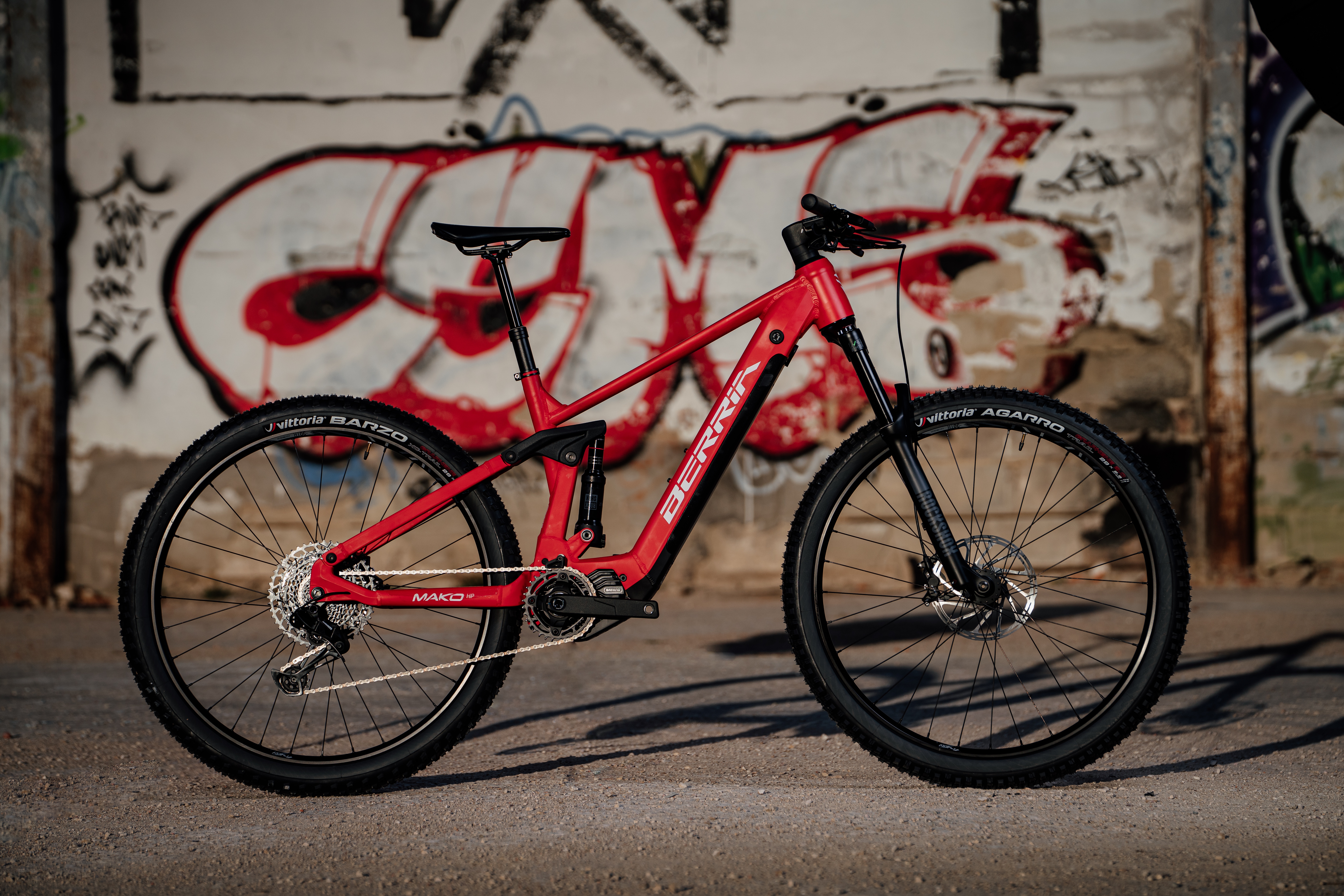 Berria Mako Hybrid HP 2022