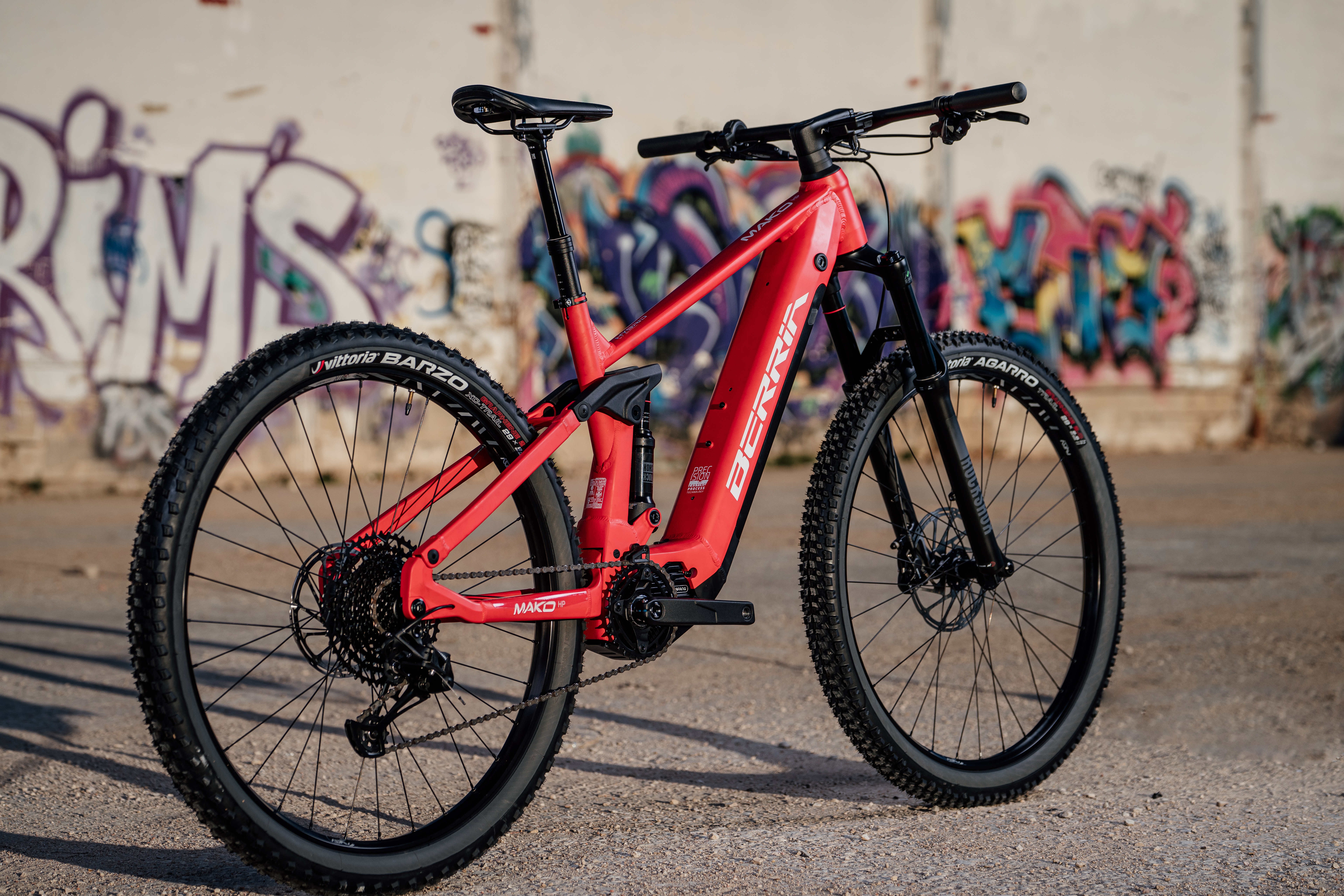 Berria Mako Hybrid HP 2022
