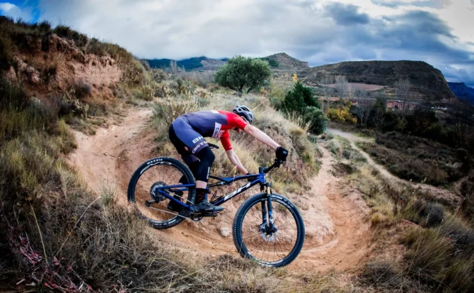 Bicicletas Doble suspensión XCO 2022