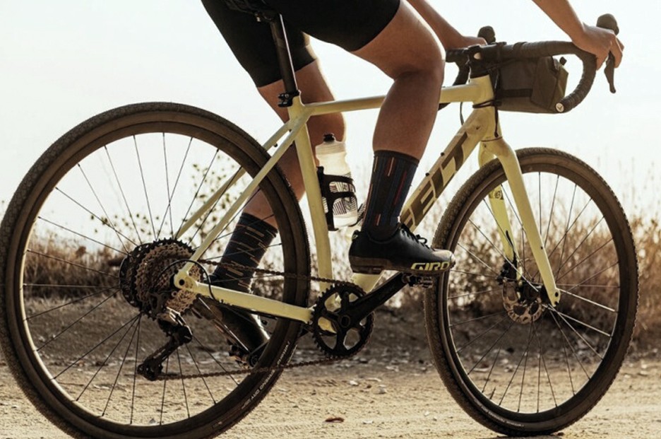 bicicleta gravel Felt
